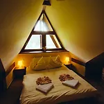 Rotunda 3*