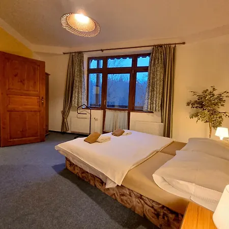 Rotunda Pensjonat 3*